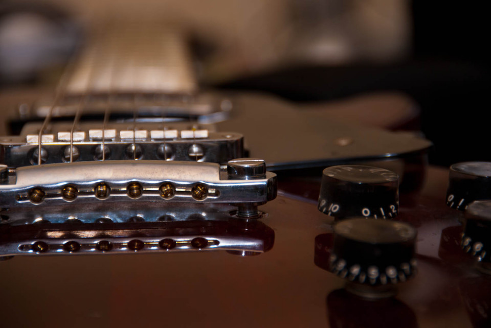 Les Paul Studio Bridge Detail