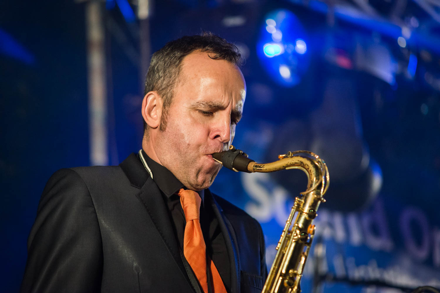 Mike Brown - One Step Behind