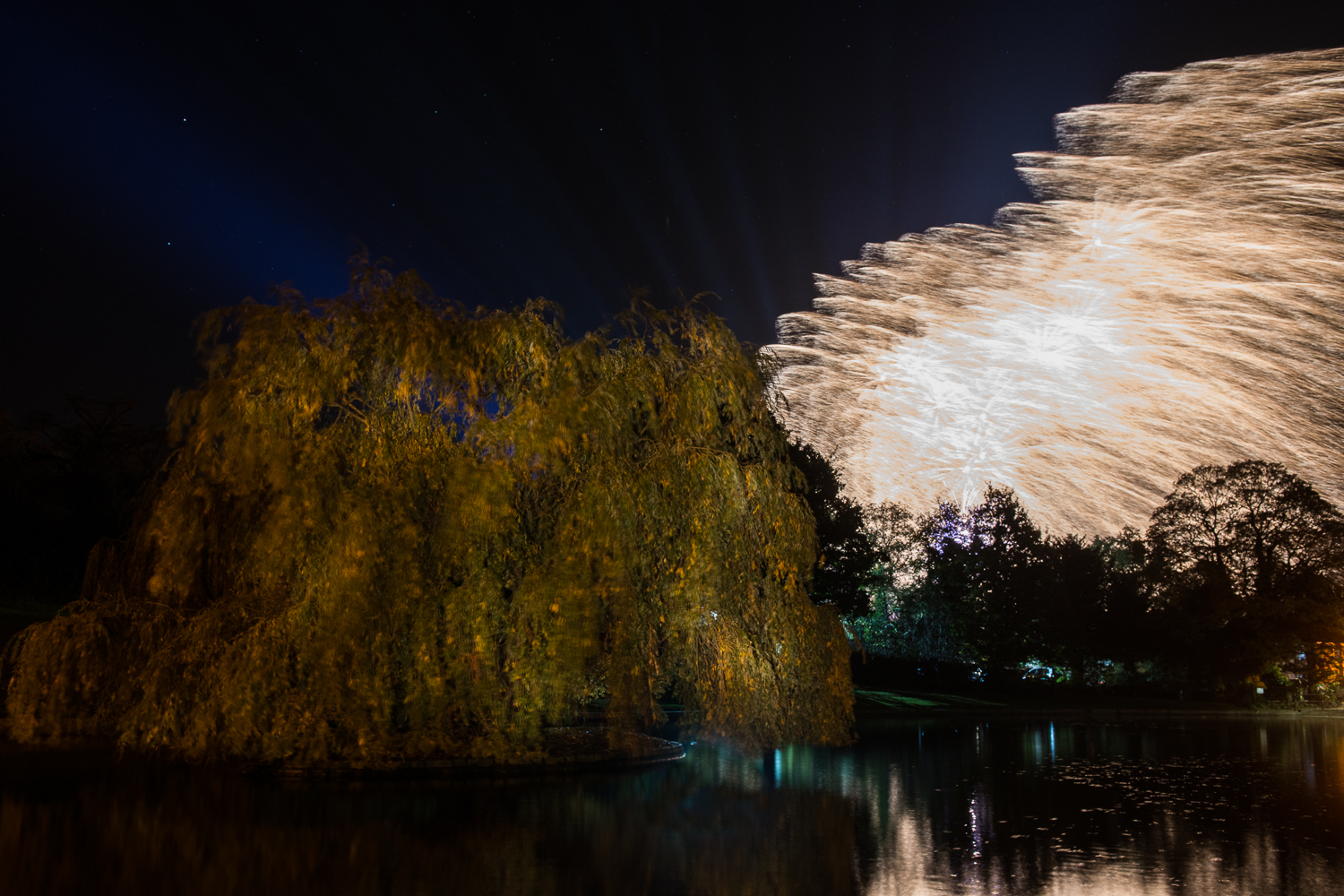 Firework Finale over Doctors Pond, Great Dunmow