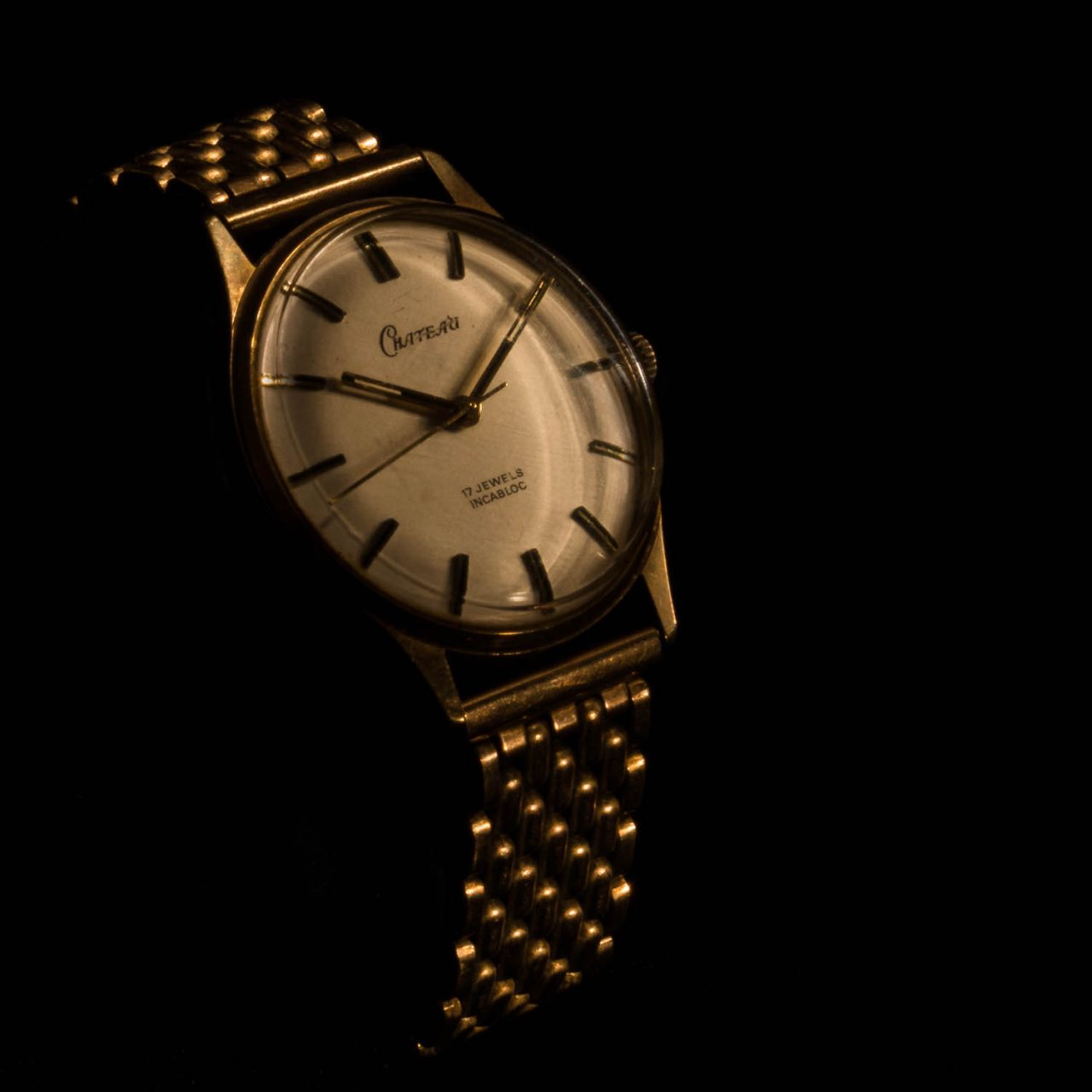 Chateau Gold Watch
